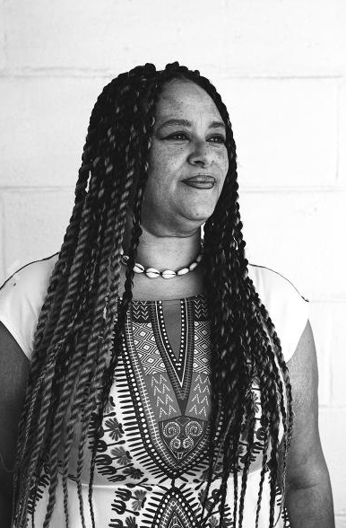 leslie m scott jones